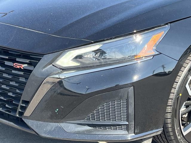 Used 2024 Nissan Altima 2.5 SR w/ SR Premium Package image 9