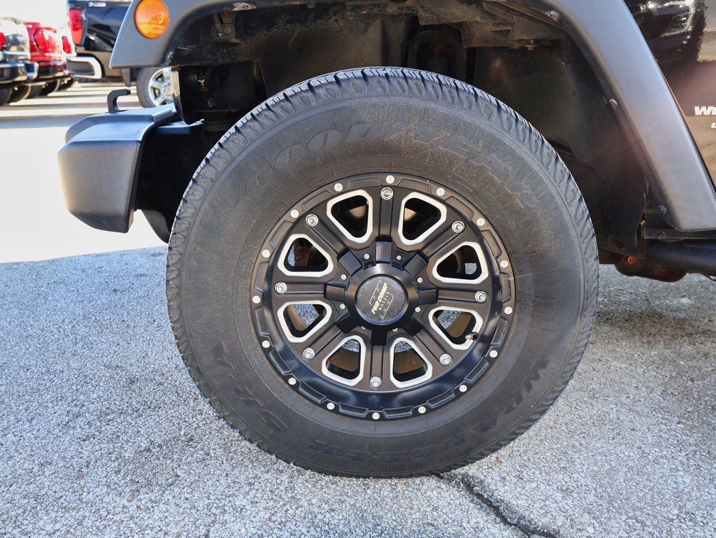 Used 2018 Jeep Wrangler Unlimited Sport S image 31