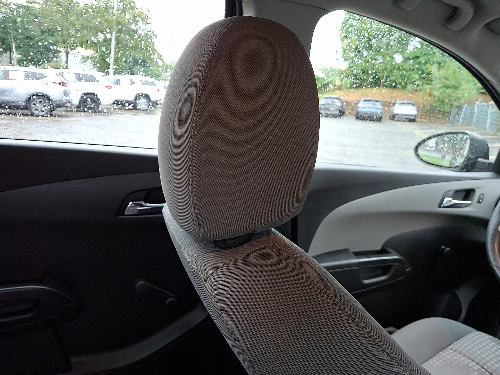 Used 2014 Chevrolet Sonic LS FWD image 13
