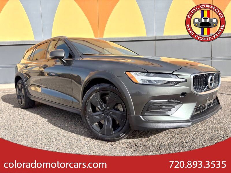 Used 2020 Volvo V60 T5 Cross Country w/ Protection Package Premier