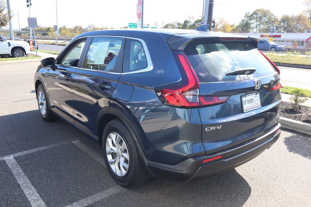 Used 2024 Honda CR-V LX image 8
