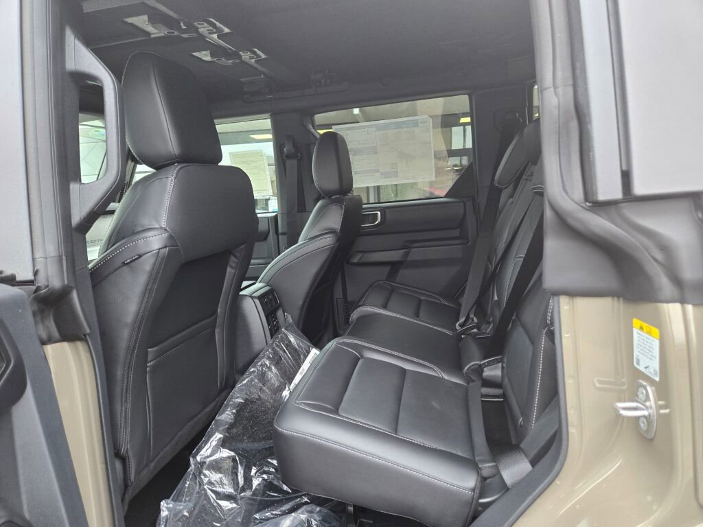 New 2026 Ford Bronco Outer Banks w/ Sasquatch Package AWD/4WD image 10
