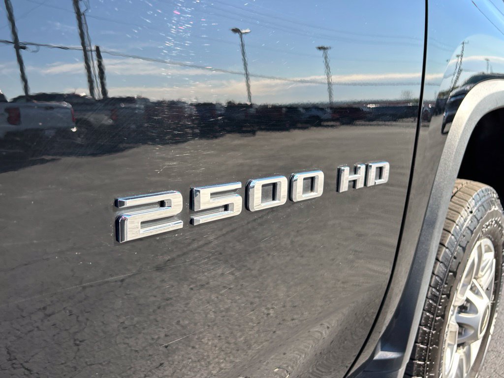 Used 2026 Chevrolet Silverado 2500 LT AWD/4WD image 13