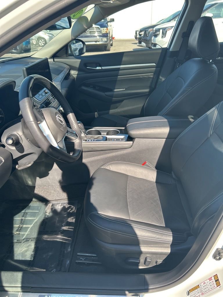 Used 2023 Nissan Altima 2.5 SL AWD/4WD image 12