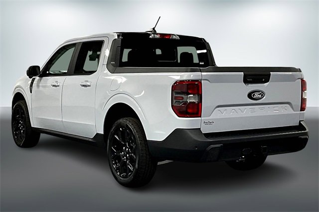 New 2025 Ford Maverick Lariat w/ Black Appearance Package image 3