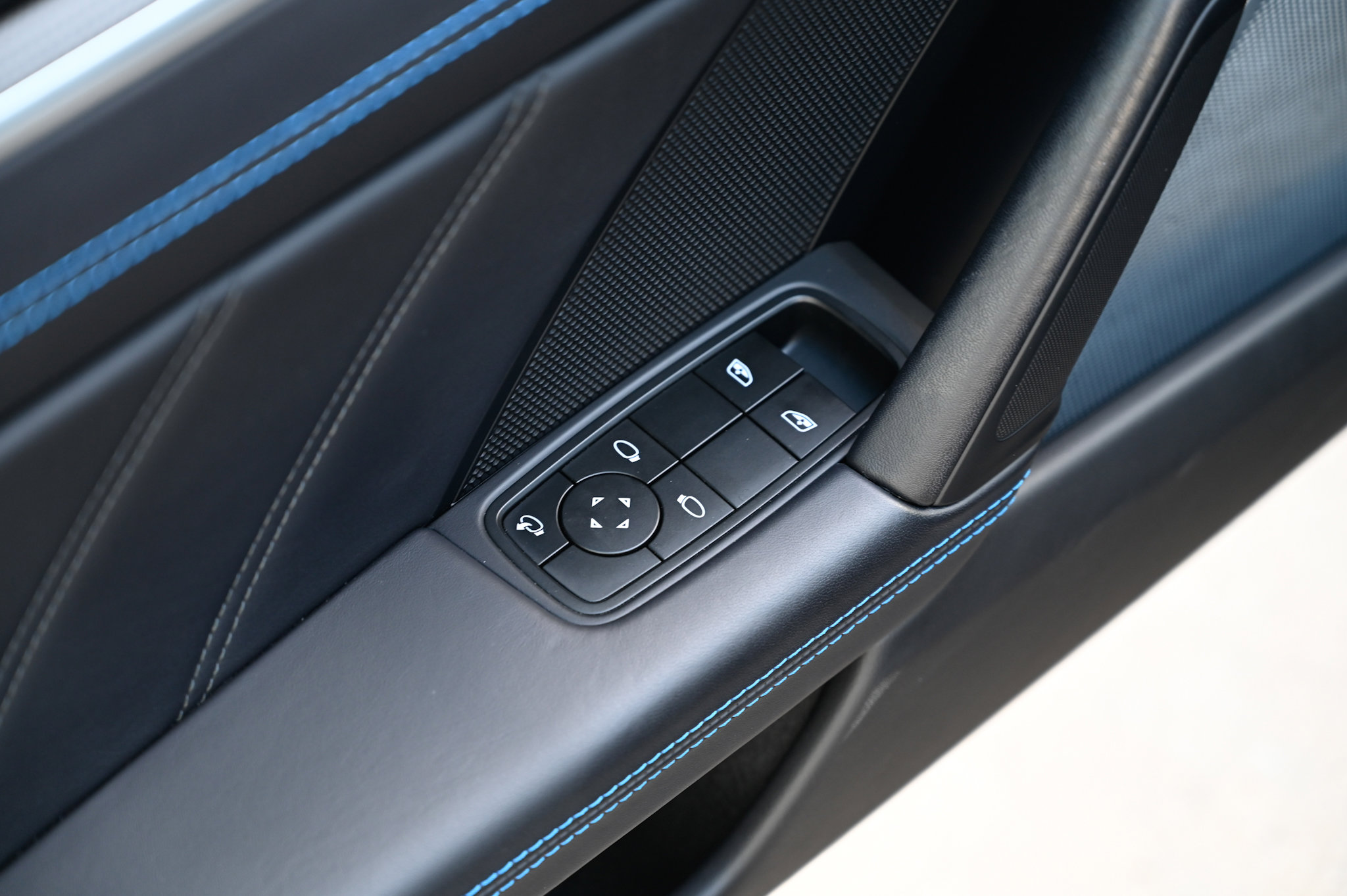 Used 2023 Porsche 911 Turbo S image 24