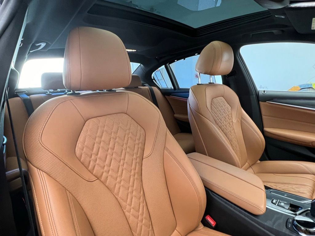 Certified 2023 BMW 530i xDrive 530i xDrive w/ Executive Package image 7