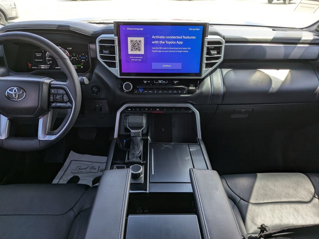 Used 2025 Toyota Sequoia Platinum AWD/4WD image 19