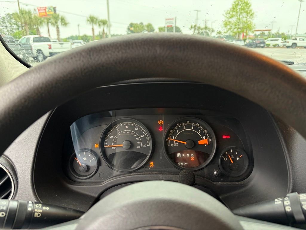 Used 2014 Jeep Patriot Sport w/ Power Value Group FWD image 13