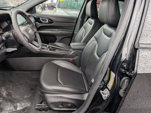 New 2026 Jeep Compass Limited image 9