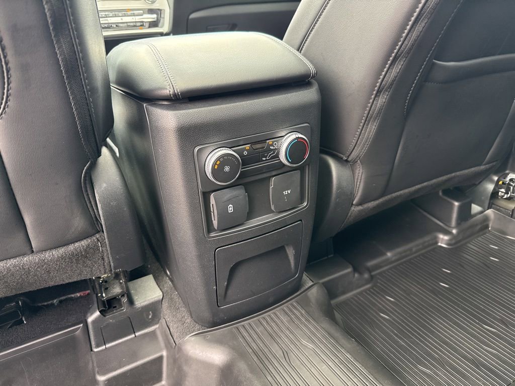 Used 2023 Ford Explorer XLT w/ Equipment Group 202A AWD/4WD image 25