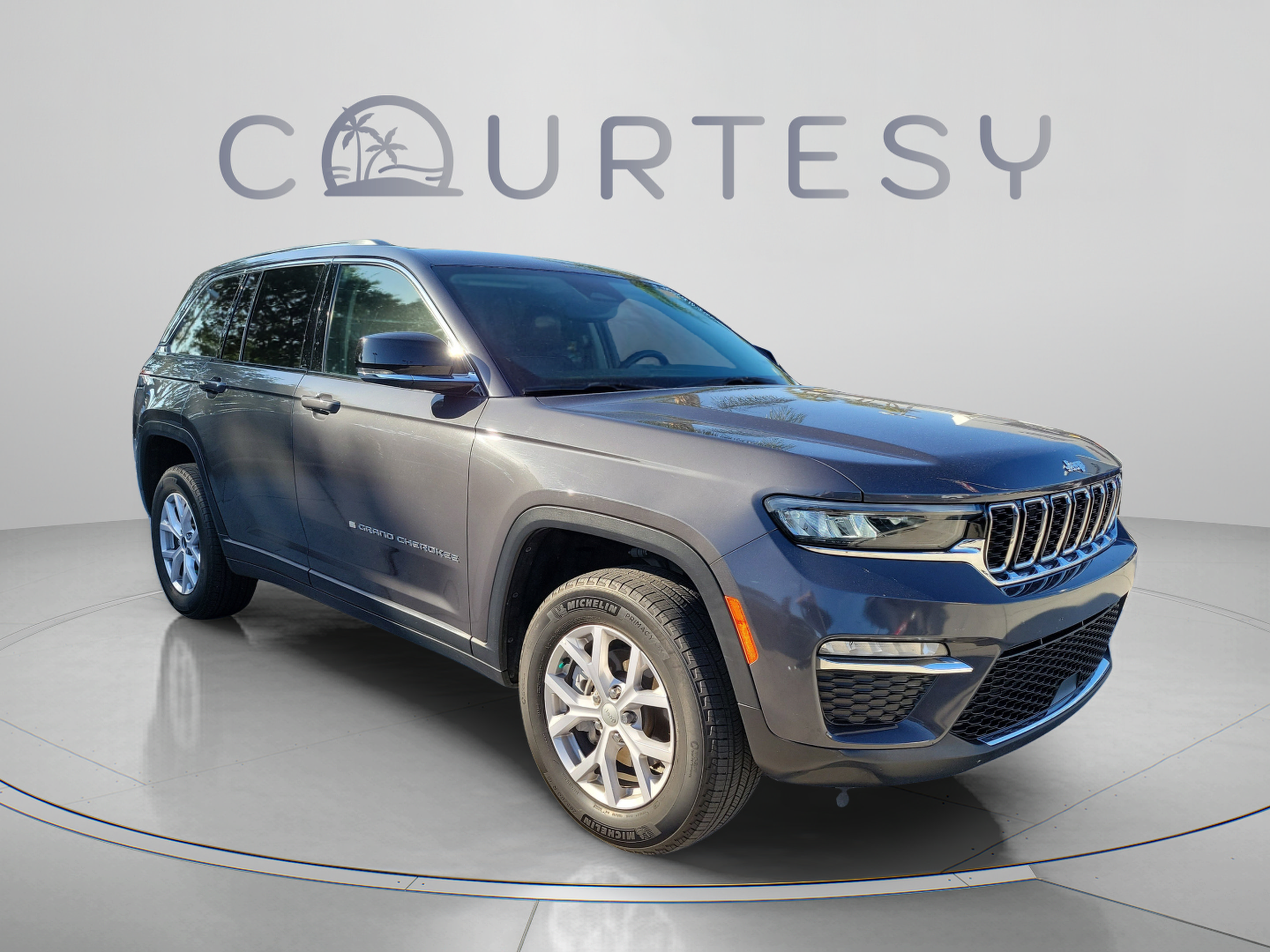 Certified 2022 Jeep Grand Cherokee Limited RWD image 4