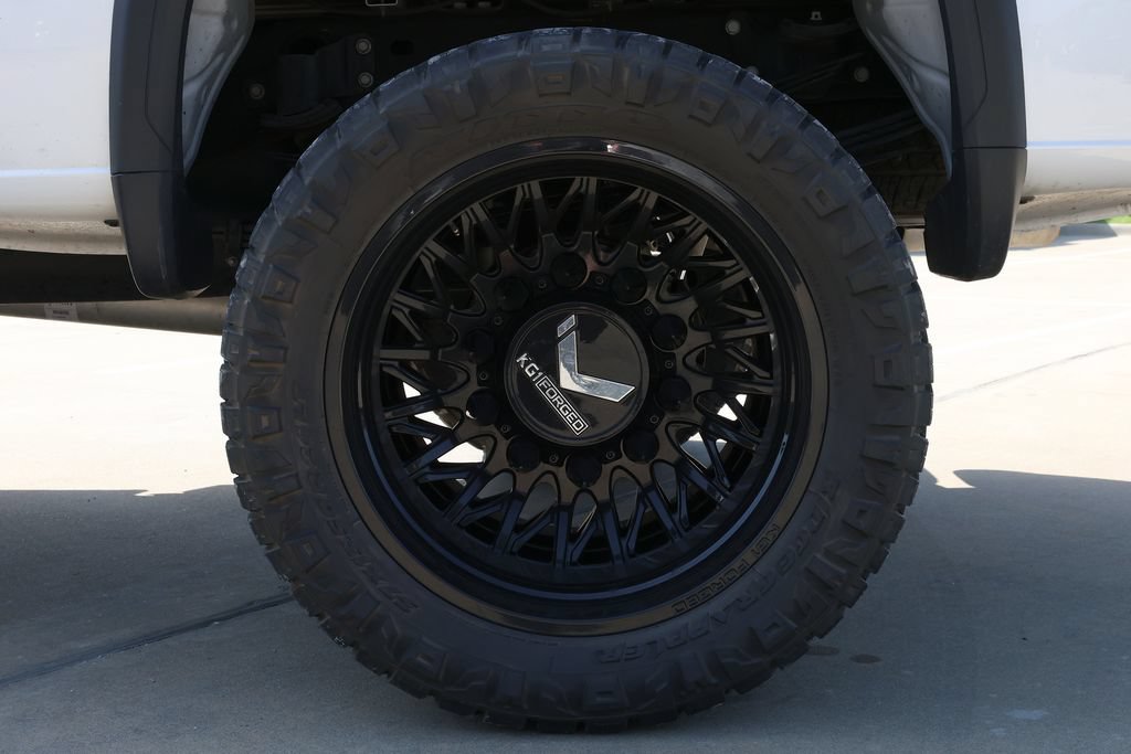 Used 2025 GMC Sierra 3500 Denali Ultimate AWD/4WD image 8