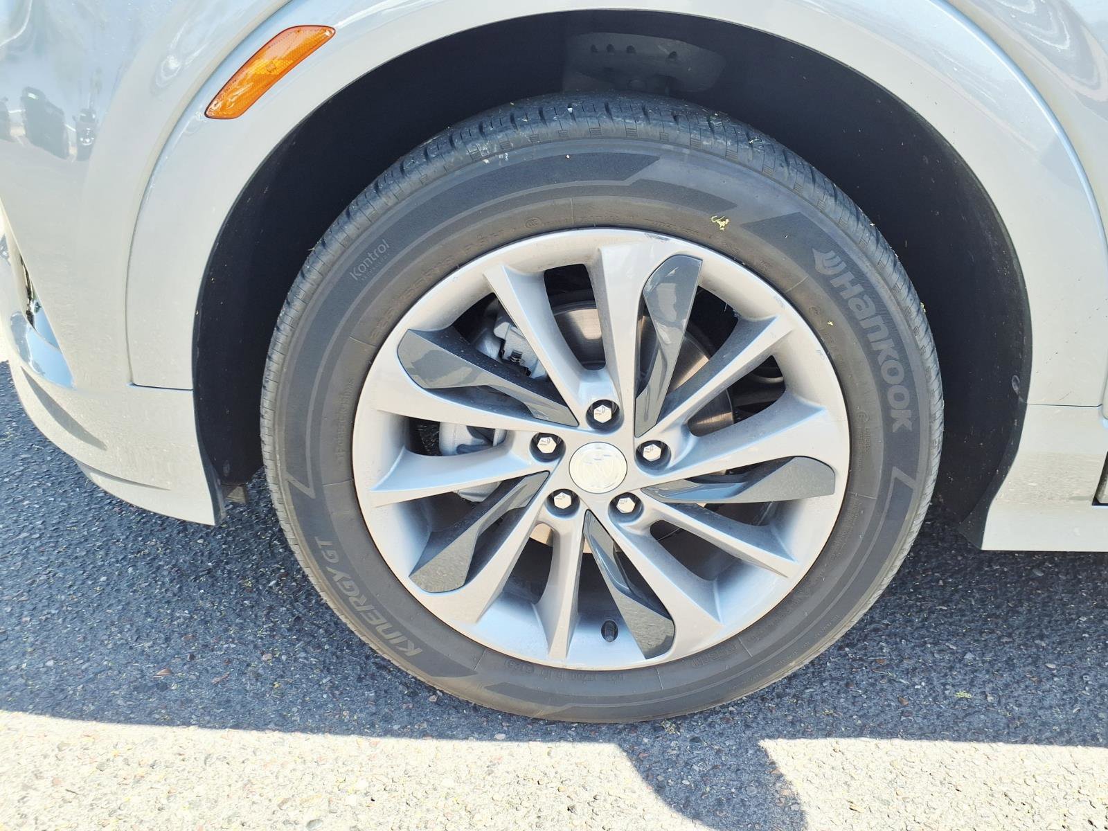 Used 2023 Buick Encore GX Select w/ Sport Touring Package image 10