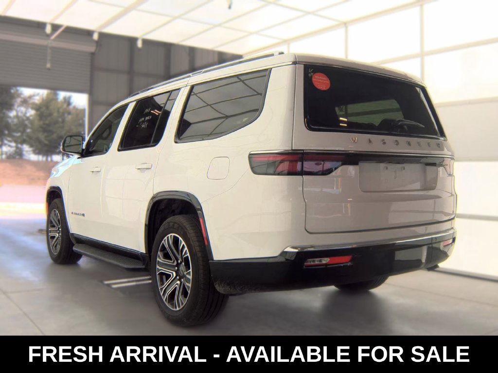 Used 2025 Jeep Wagoneer Series II AWD/4WD image 6