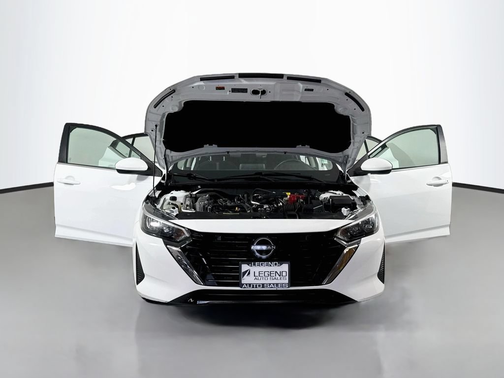 Used 2024 Nissan Sentra SV FWD image 16