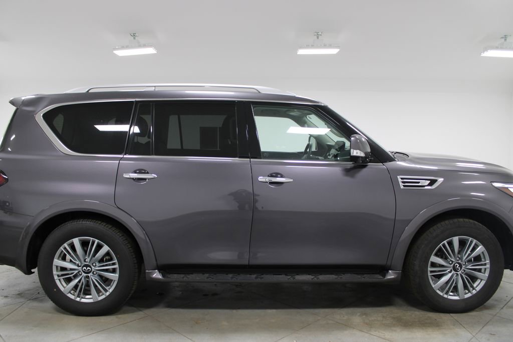 Used 2024 INFINITI QX80 Luxe image 11
