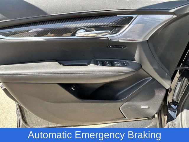 Used 2024 Cadillac XT6 Sport image 14