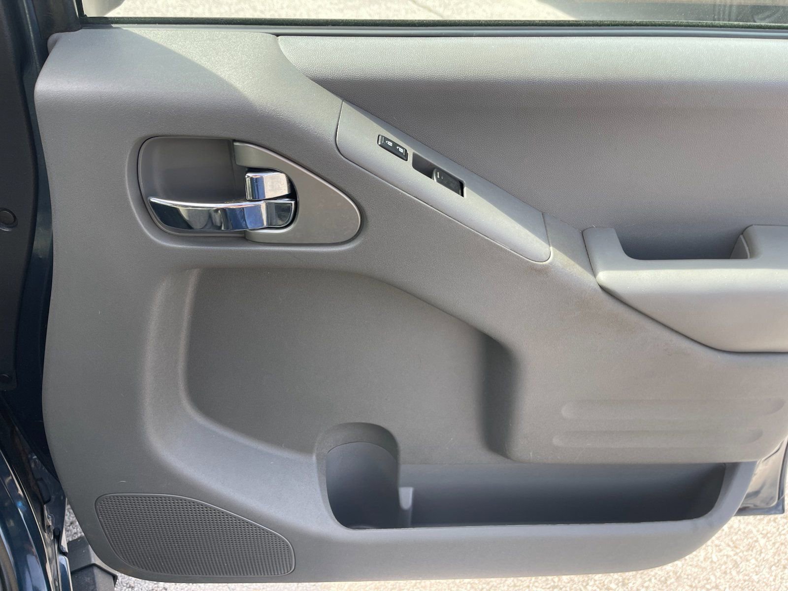 Used 2021 Nissan Frontier SV image 18