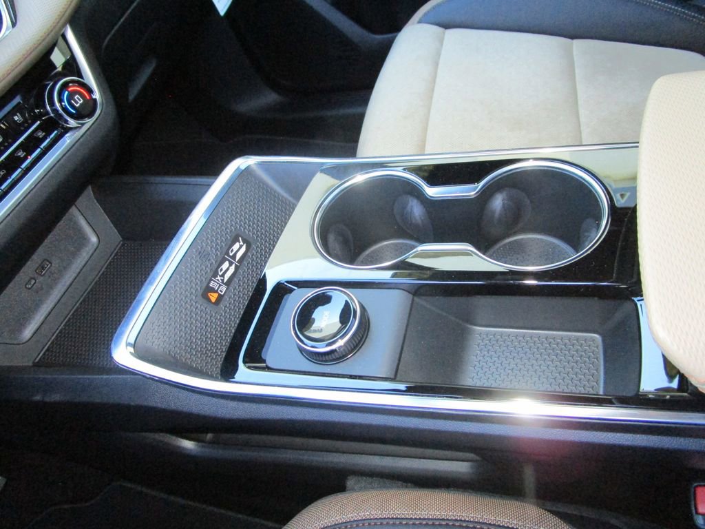 New 2026 Chevrolet Equinox ACTIV w/ Convenience Package III image 36