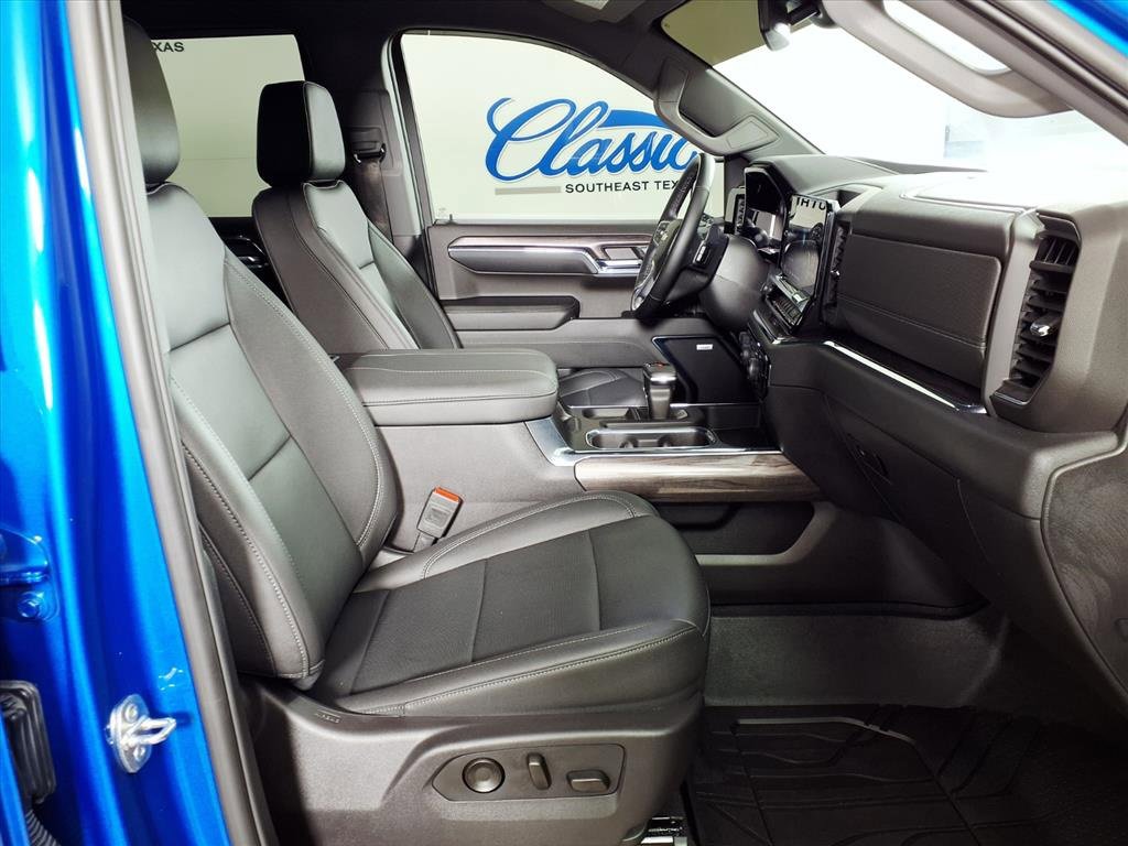 Used 2024 Chevrolet Silverado 1500 LTZ w/ LTZ Convenience Package II image 22