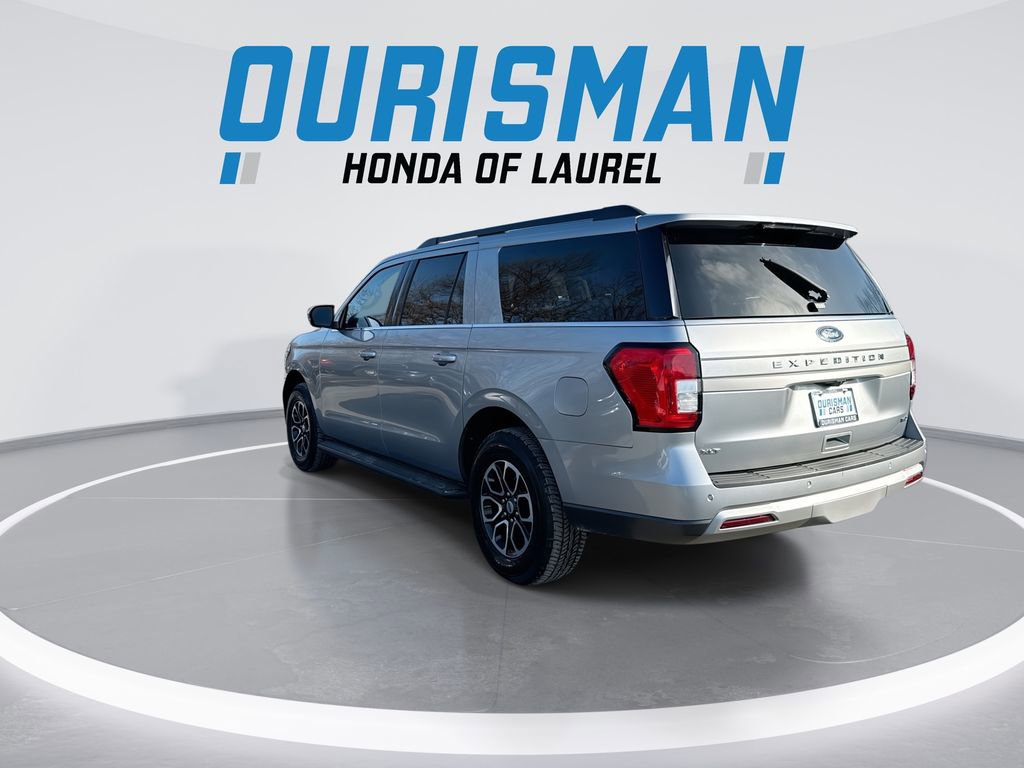 Used 2024 Ford Expedition Max XLT image 6