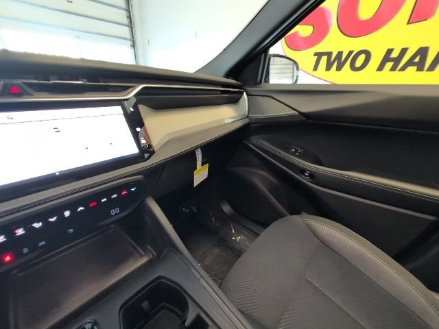 New 2026 Jeep Cherokee Laredo AWD/4WD image 25