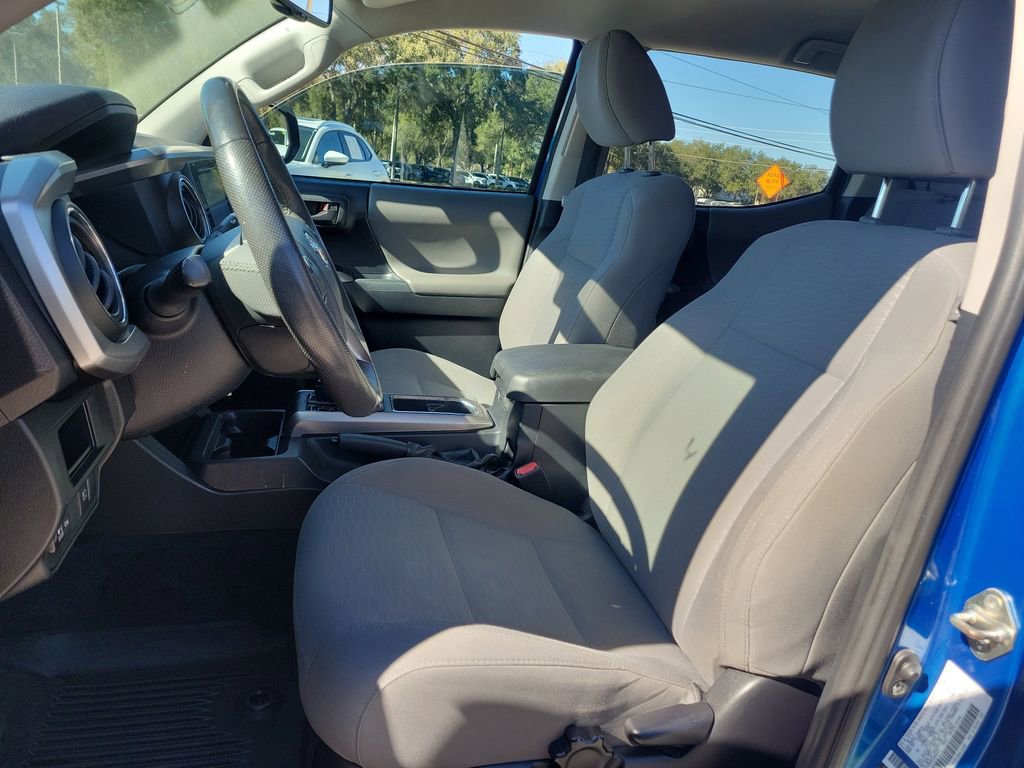 Used 2018 Toyota Tacoma SR5 image 17