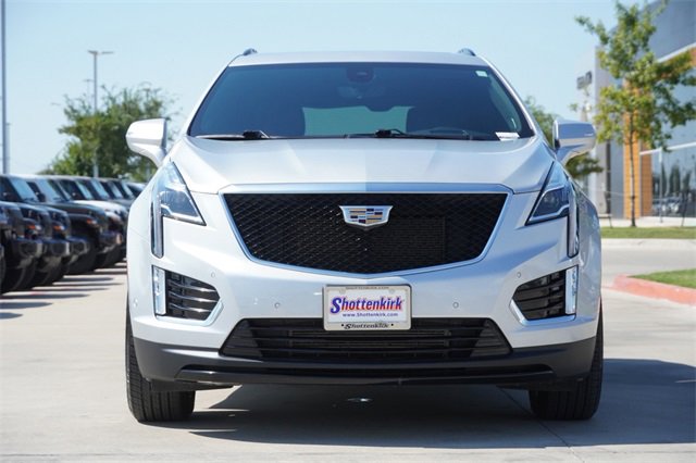 Used 2020 Cadillac XT5 Sportv image 2