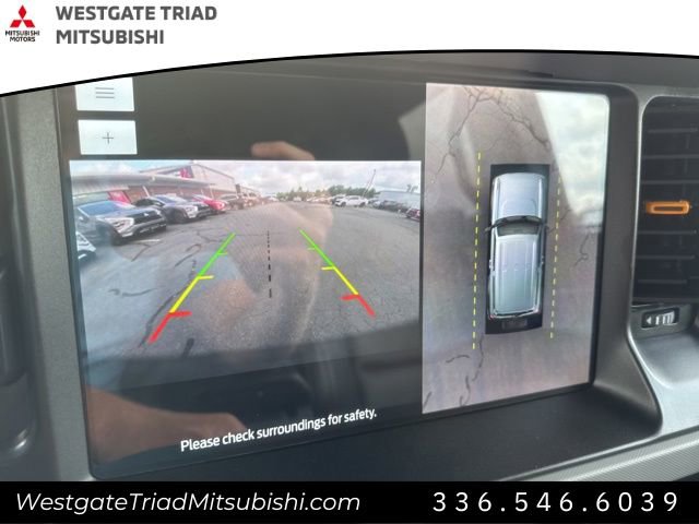 Used 2023 Ford Bronco Badlands image 19