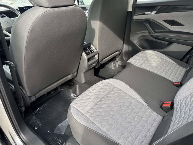 New 2026 Volkswagen Tiguan S image 10