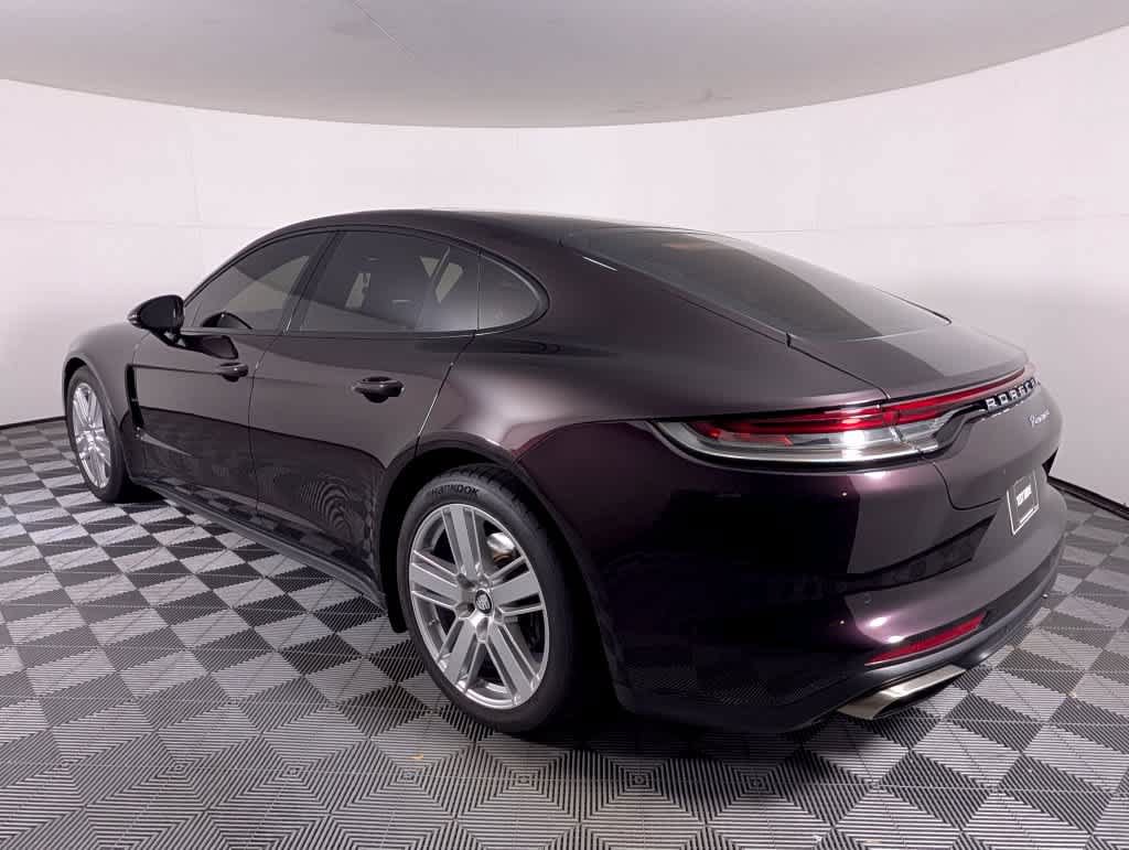 Used 2021 Porsche Panamera RWD image 3