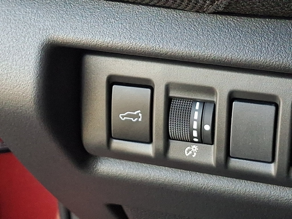 Certified 2026 Subaru Outback Premium AWD/4WD image 30