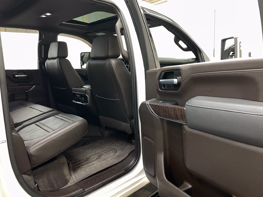 Used 2021 GMC Sierra 2500 Denali w/ Denali Ultimate Package AWD/4WD image 45