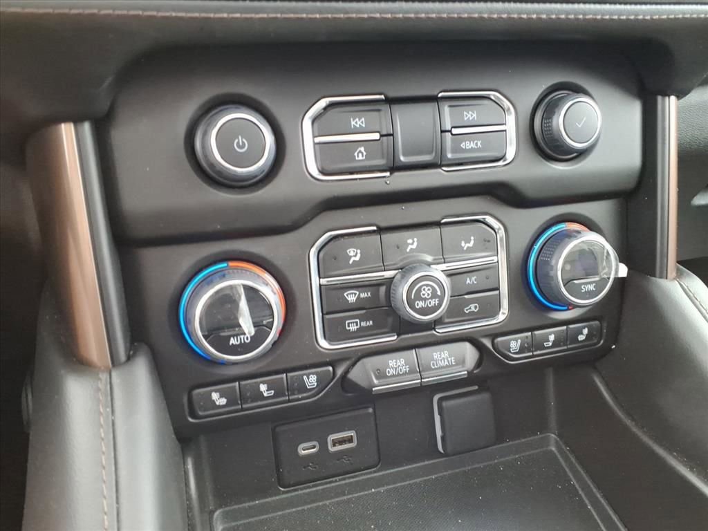 Used 2023 Chevrolet Tahoe High Country image 16