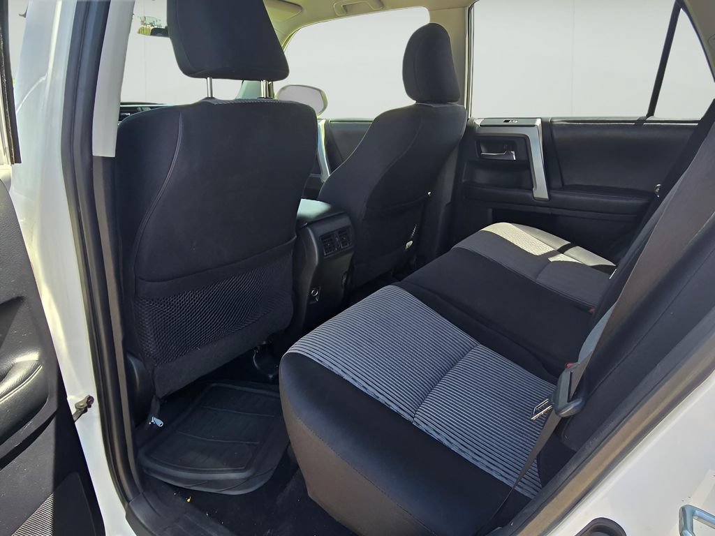 Used 2014 Toyota 4Runner SR5 AWD/4WD image 25