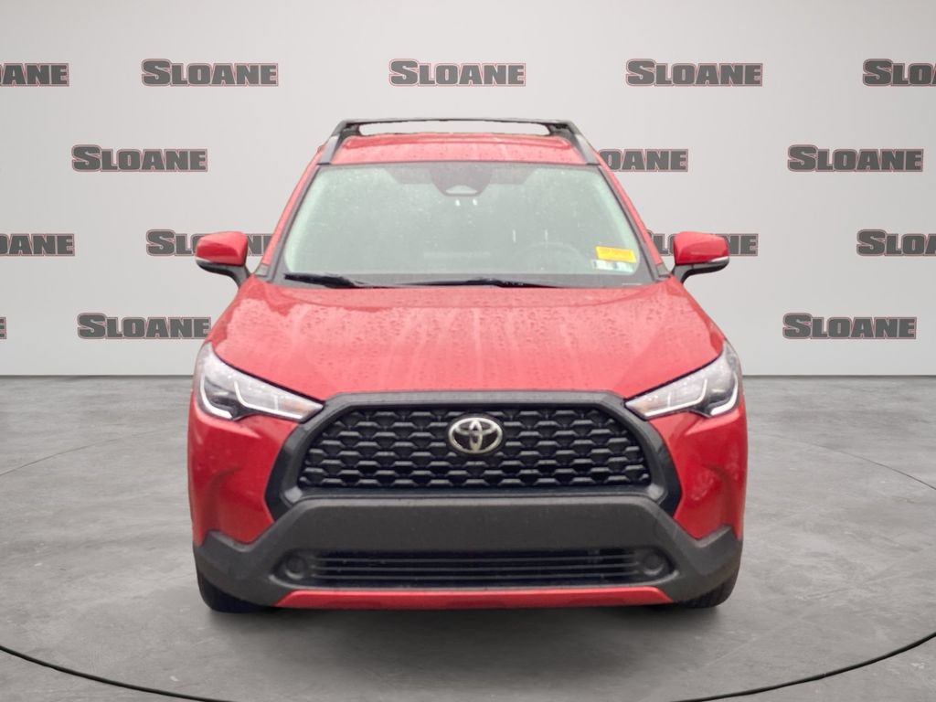 Used 2023 Toyota Corolla Cross LE AWD/4WD image 3