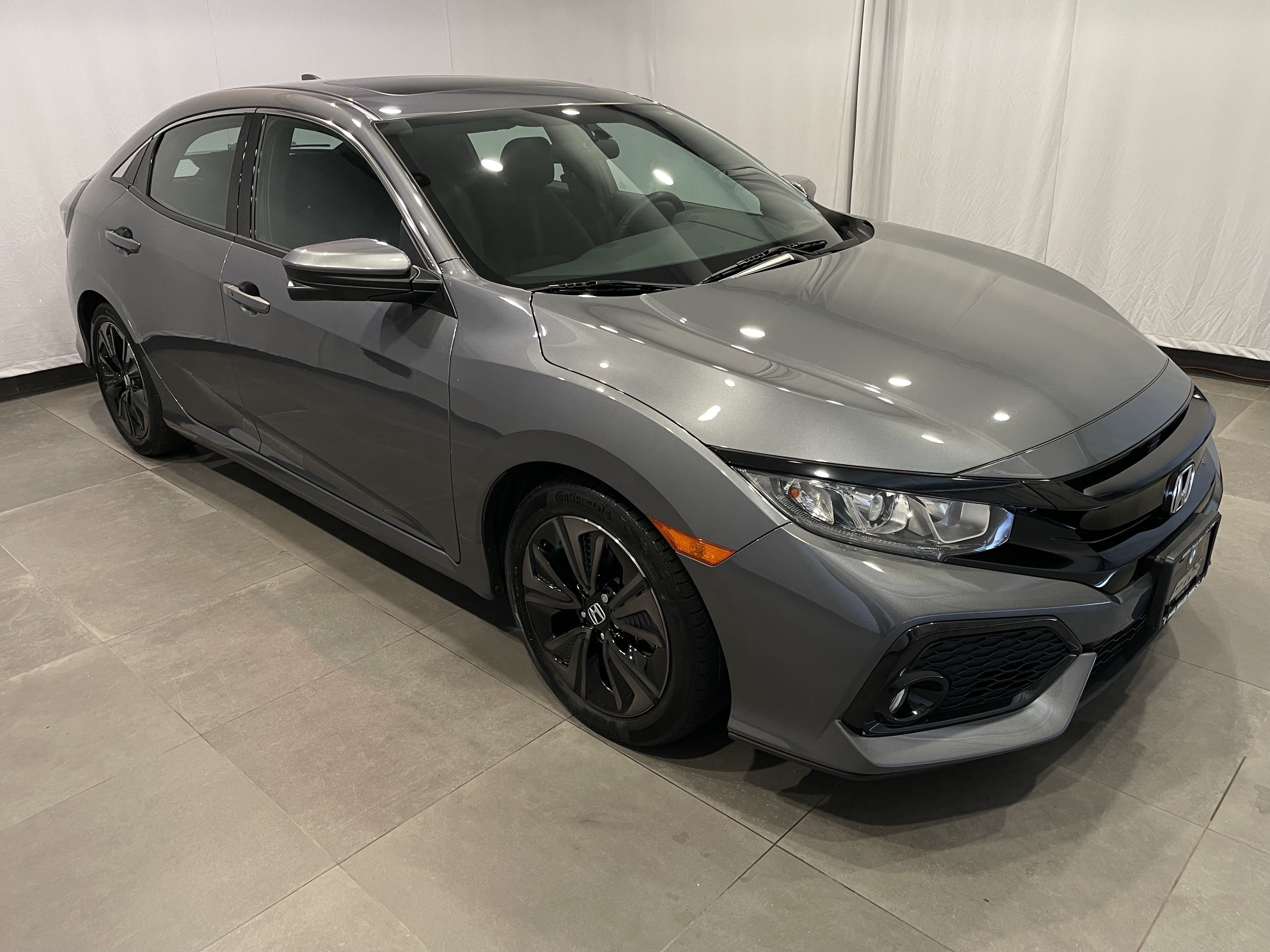 Used 2018 Honda Civic EX image 3