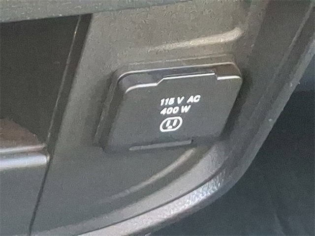 Used 2023 RAM 2500 Tradesman w/ Chrome Appearance Group image 27