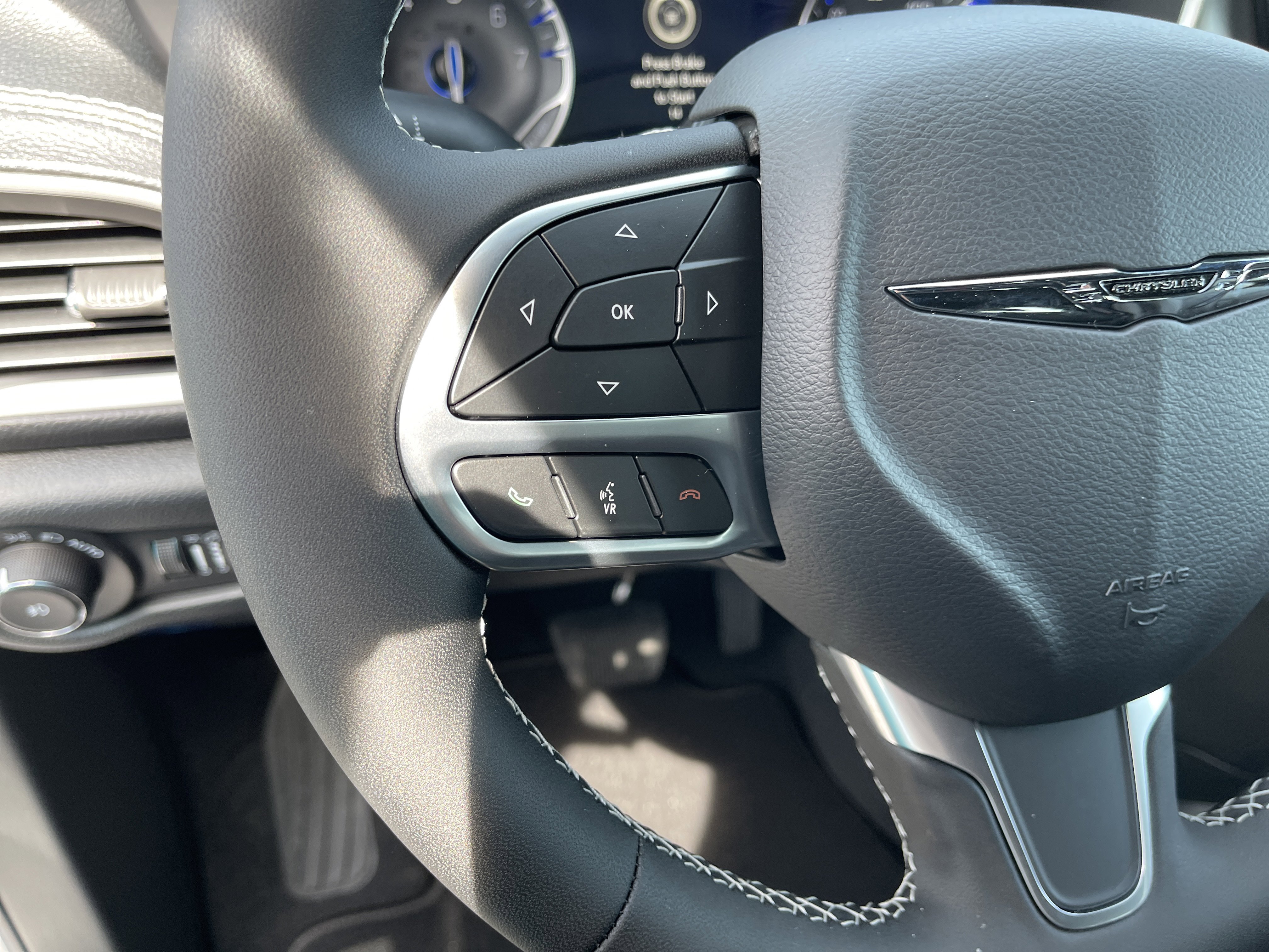 New 2026 Chrysler Pacifica Select image 19
