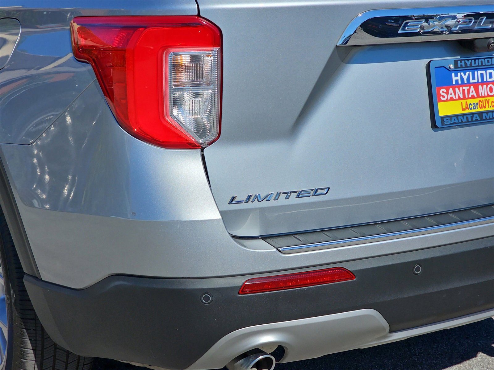 Used 2023 Ford Explorer Limited image 39