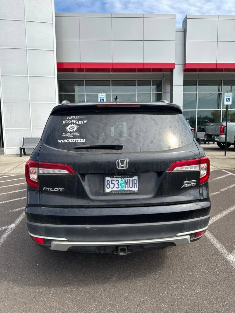 Used 2021 Honda Pilot Touring image 2