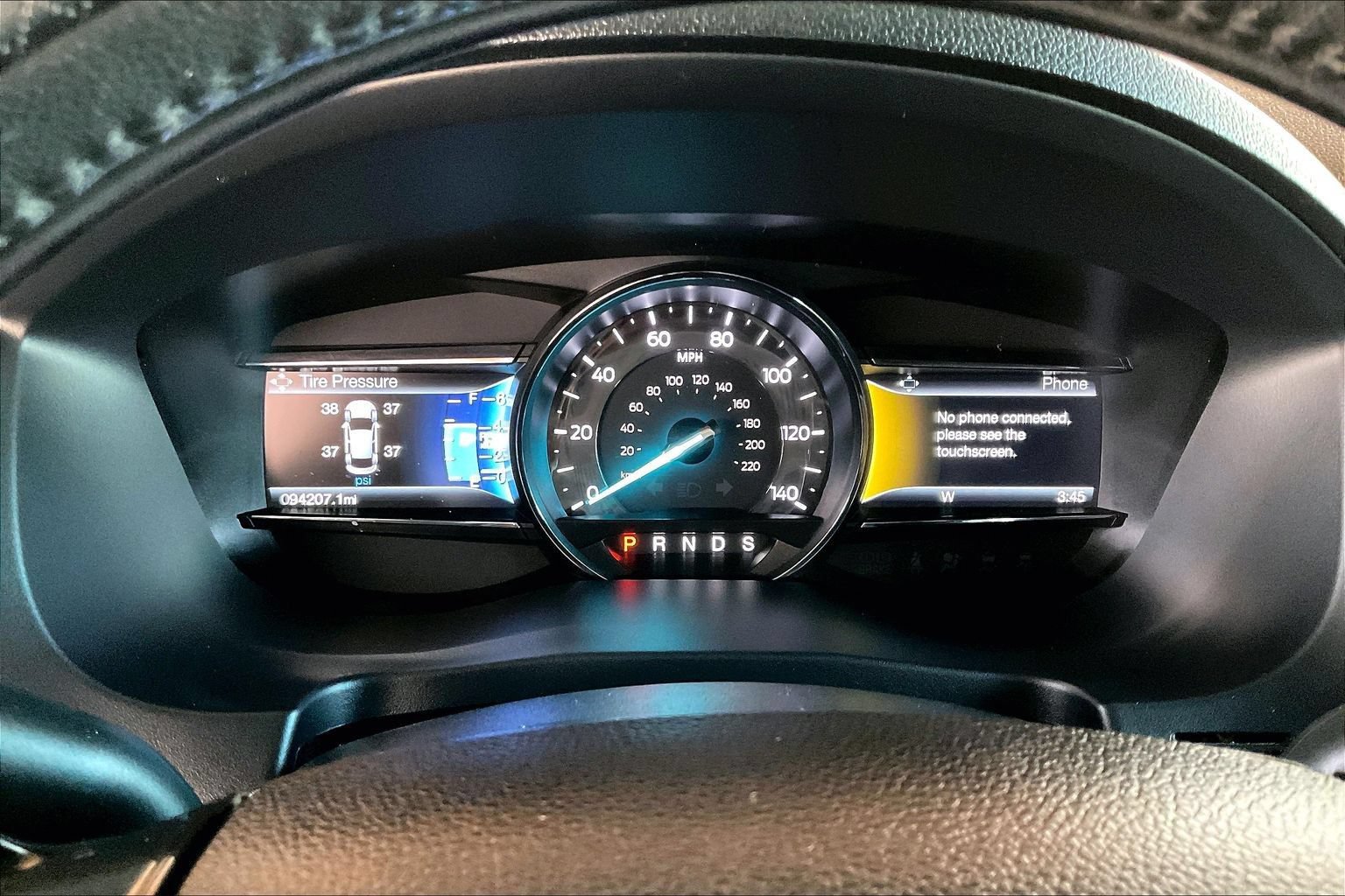 Used 2016 Ford Explorer XLT w/ Equipment Group 202A FWD image 12