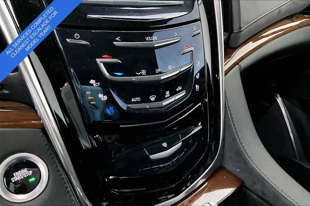Used 2017 Cadillac Escalade Premium Luxury AWD/4WD image 28