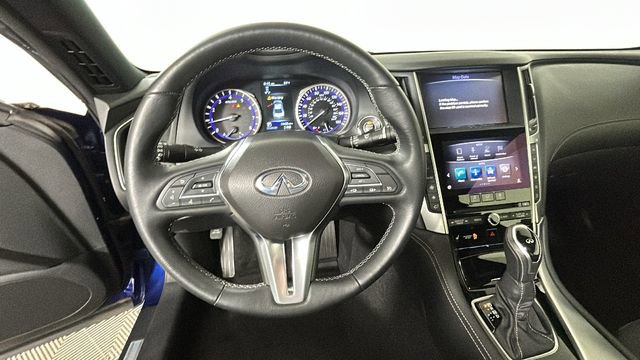 Used 2017 INFINITI Q60 2.0t w/ Premium Plus Package 2.0T AWD/4WD image 15