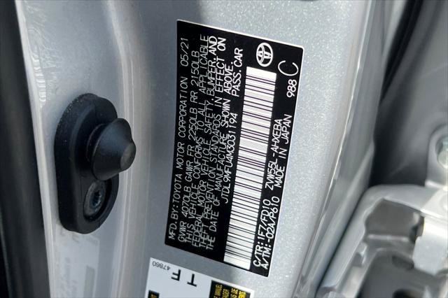 Certified 2021 Toyota Prius LE AWD/4WD image 33