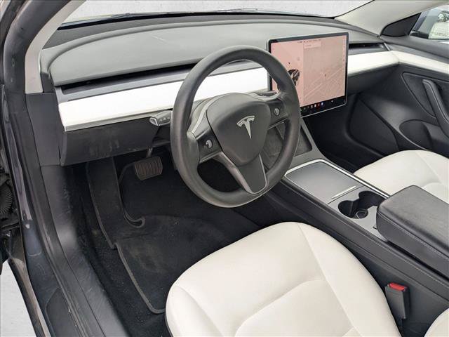 Used 2022 Tesla Model 3 Long Range AWD/4WD image 9