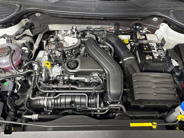 New 2026 Volkswagen Taos SE AWD/4WD image 14