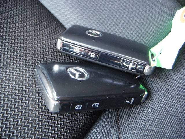 Used 2022 MAZDA MAZDA3 s FWD image 36