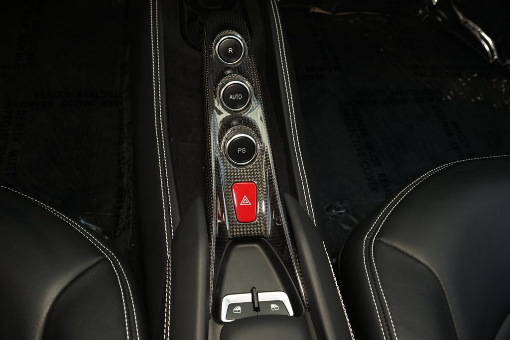 Used 2022 Ferrari F8 Tributo image 19